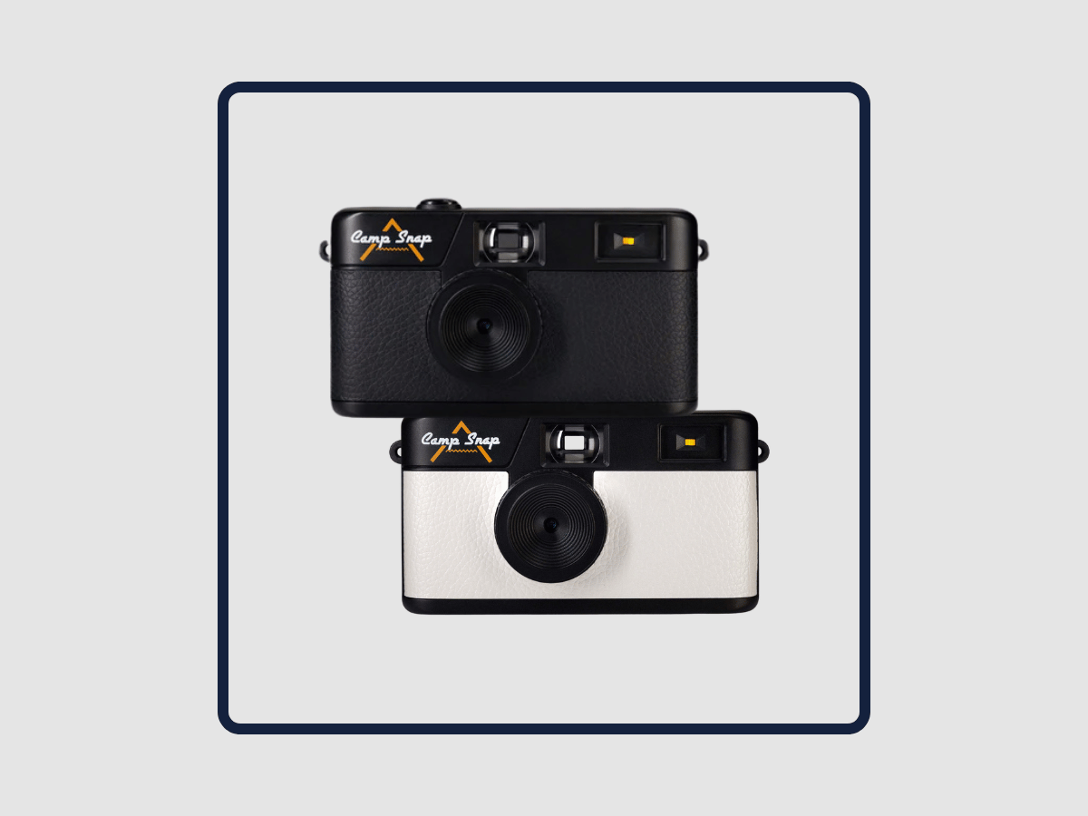 Photo Memory Pack kit with two screen-free digital photo cameras